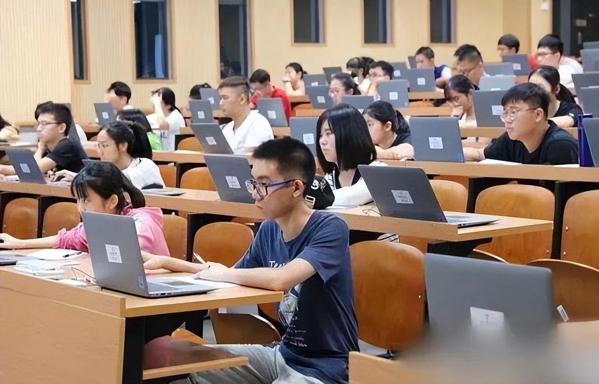 职业生涯规划大赛宣传文案_职业学校招生宣传文案_招生宣传文案