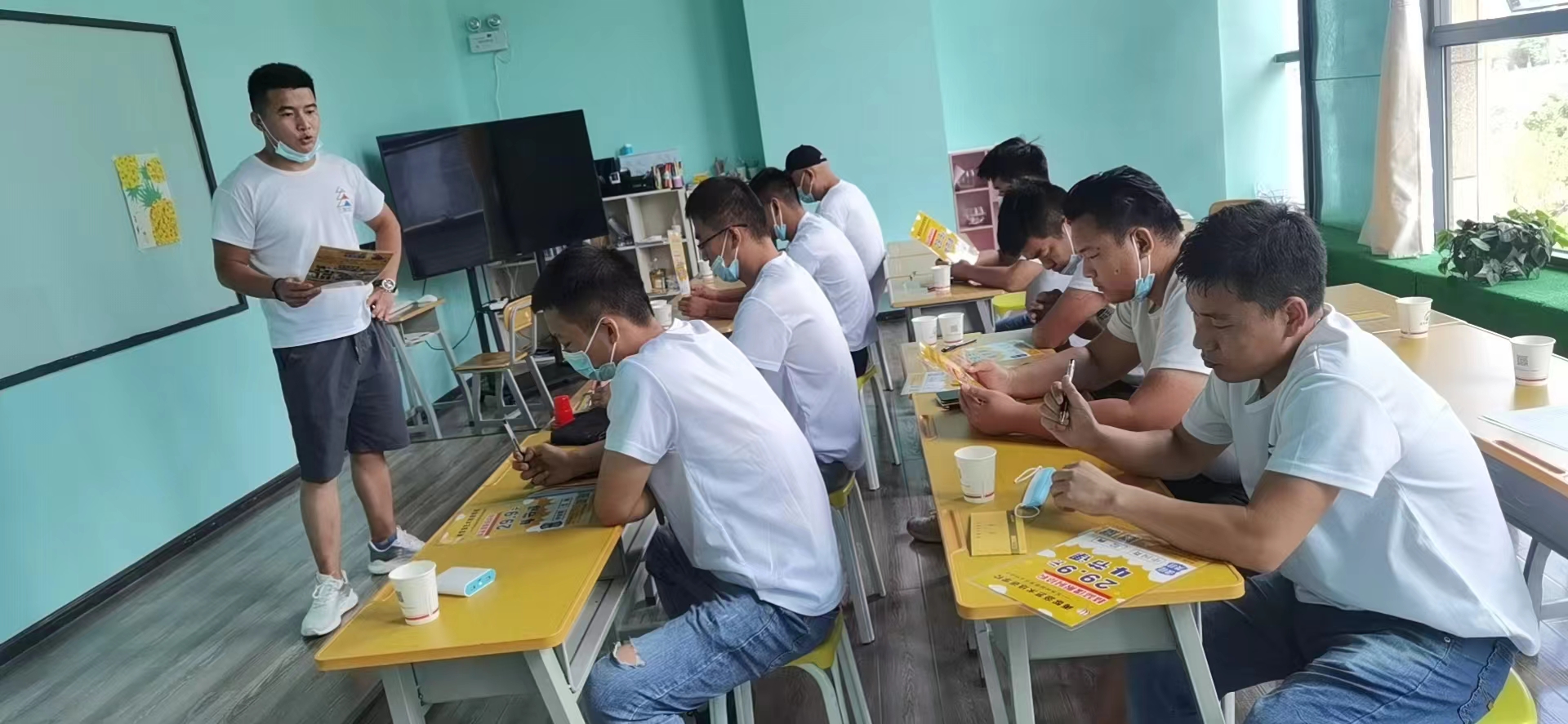 少儿篮球本地招生团队