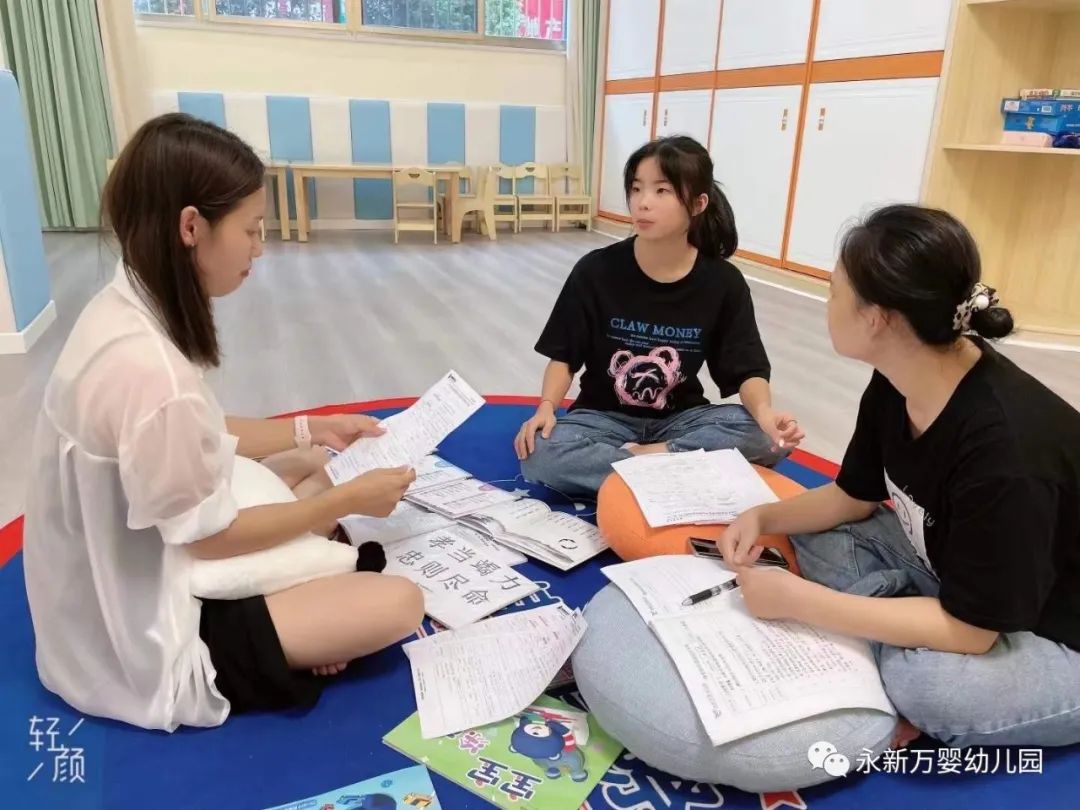 托育招生海报_幼儿国际托育中心加盟_托育中心招生文案