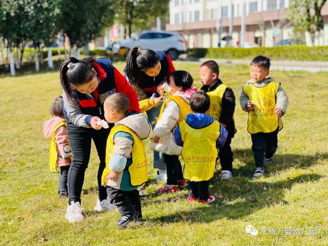 托育中心招生文案_幼儿国际托育中心加盟_托育招生海报