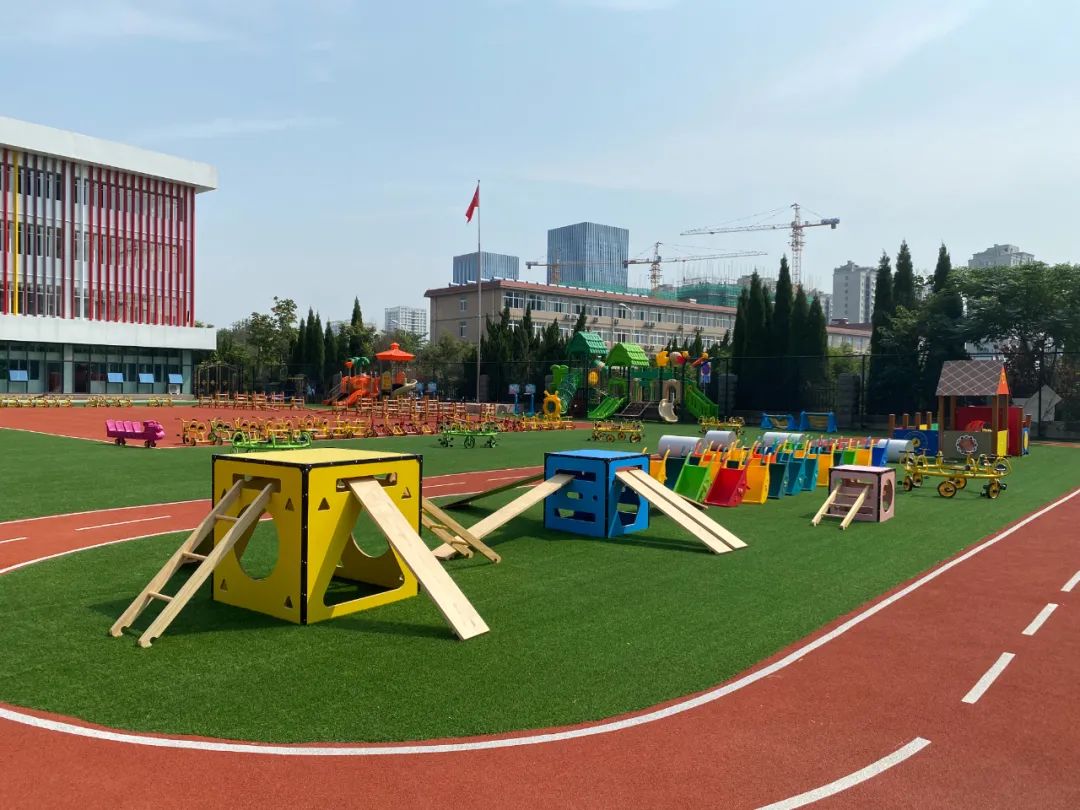 托育中心招生文案_上海华育中学高中招生_童心托育园