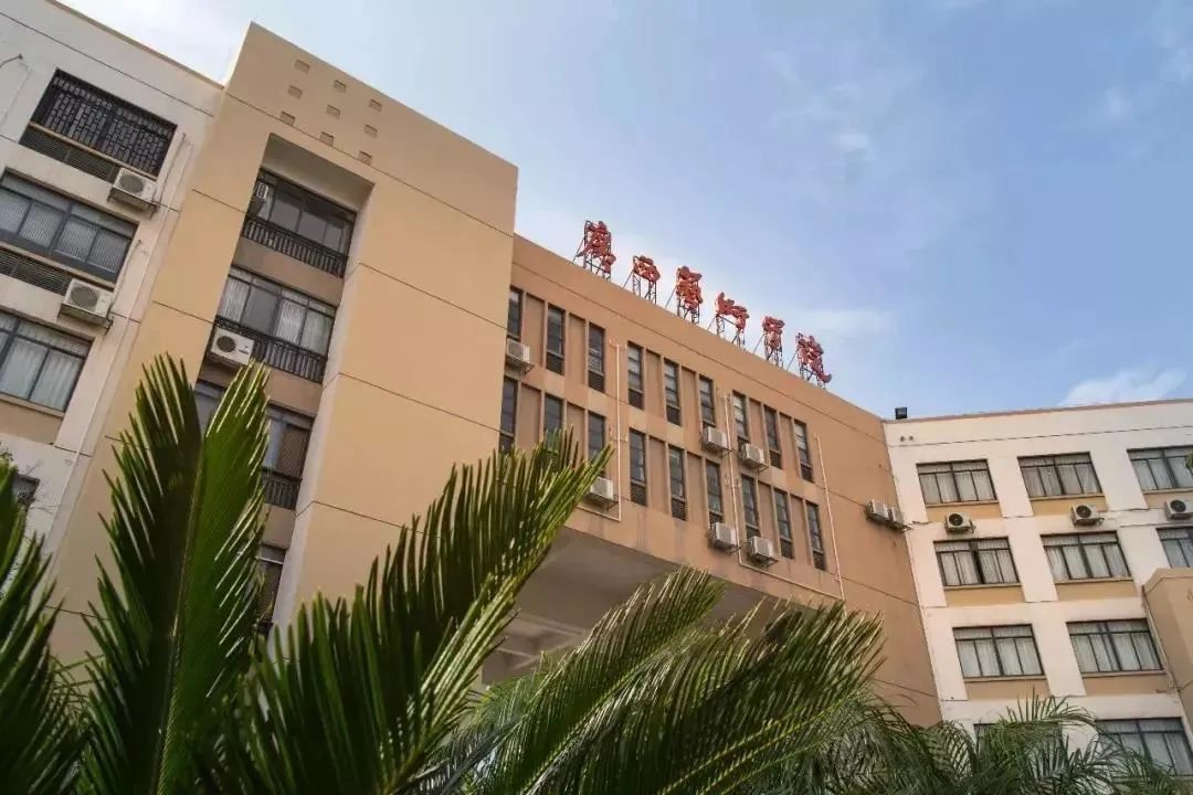 广西河池学院舞蹈招生_湖南学院艺术招生分数_广西艺术学院研究生招生计划