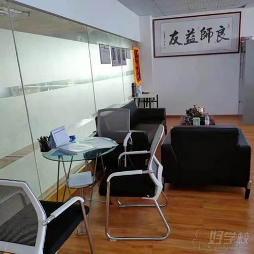 编程培训班招生方案_艺术班招生活动方案_少儿口才班招生方案
