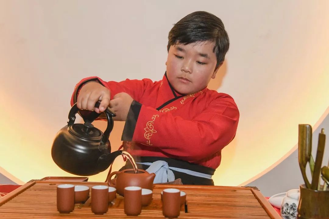 少儿茶艺招生宣传_茶艺沙龙宣传_少儿茶艺教案