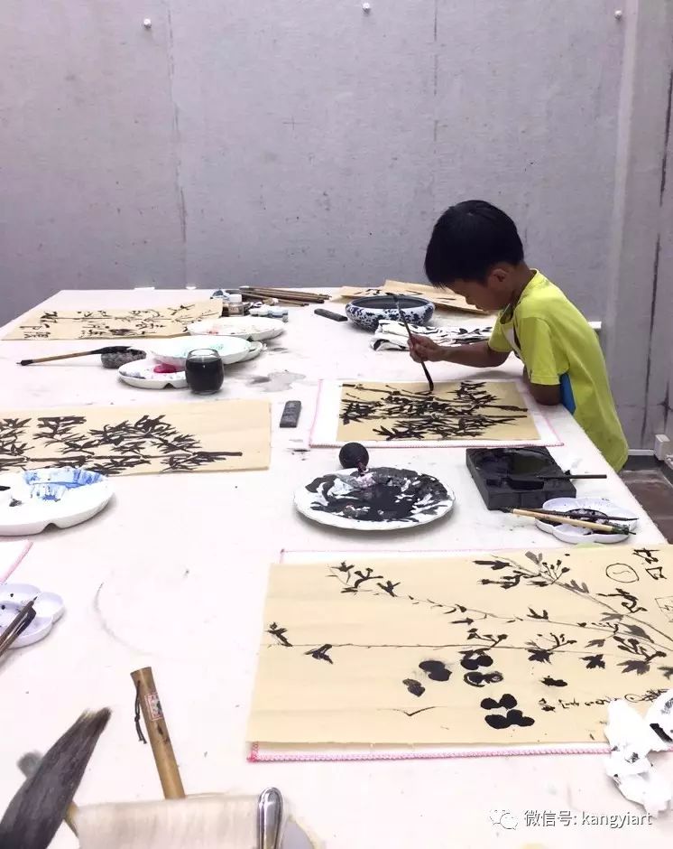 幼儿美术培训班招生宣传语_午托班招生宣传内容_暑假班招生宣传