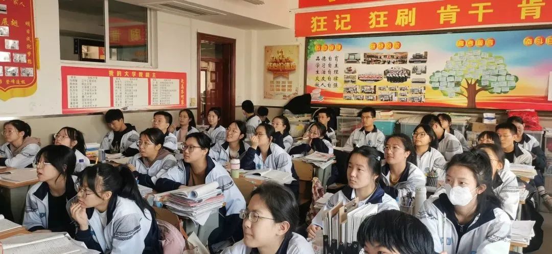 寒假 招生宣传_寒假辅导班招生海报_寒假招生宣传海报