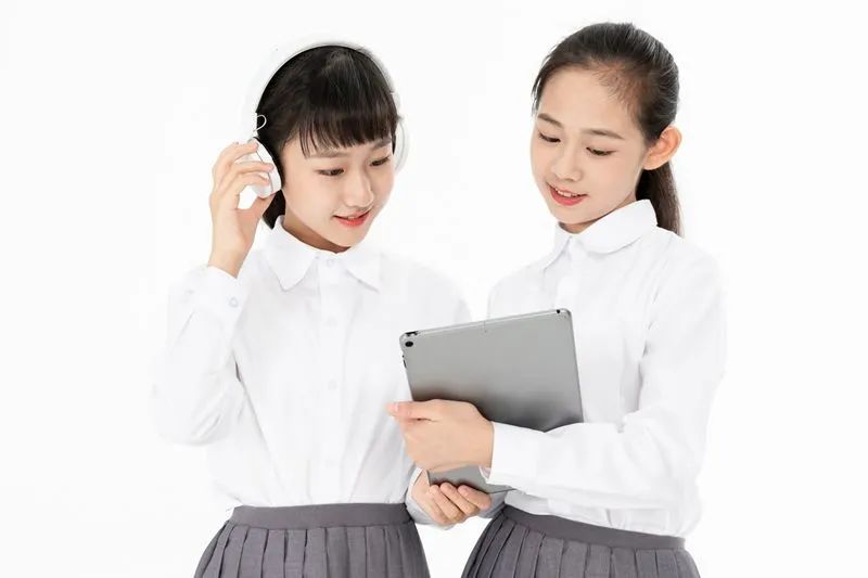 小学语文面试试讲中公教育_中小学家庭教育网络_中公教育与川公教育是一样的吗